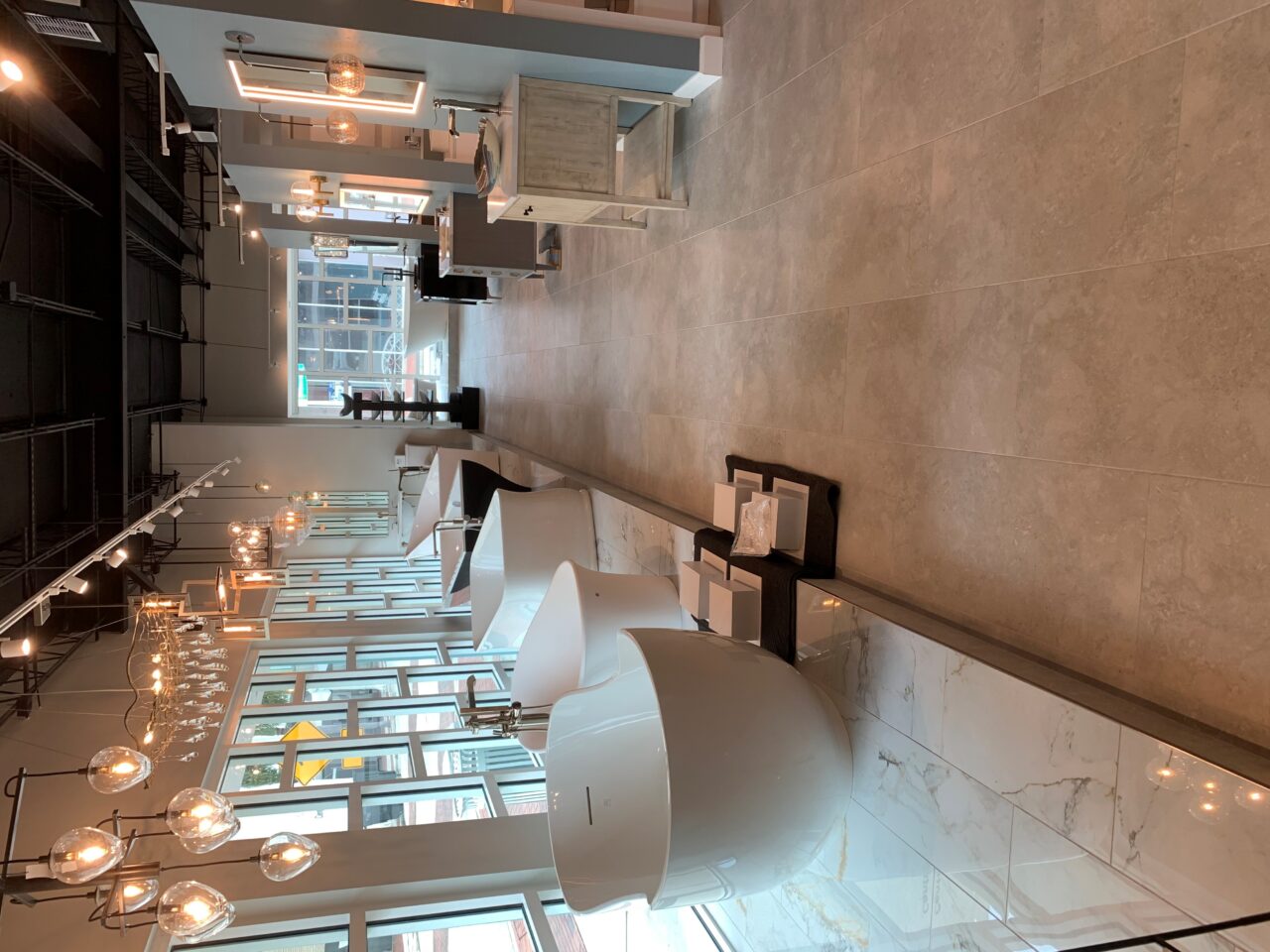 Showroom - Kohler Bath-Kitchen-Fixtures-Hughes Supply-Fort Myers